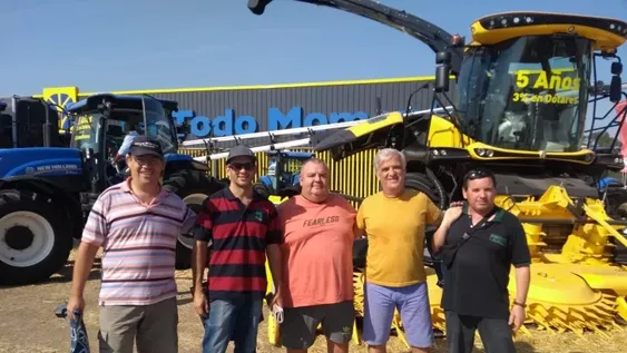 Docentes sanjuaninos en Expoagro 2023