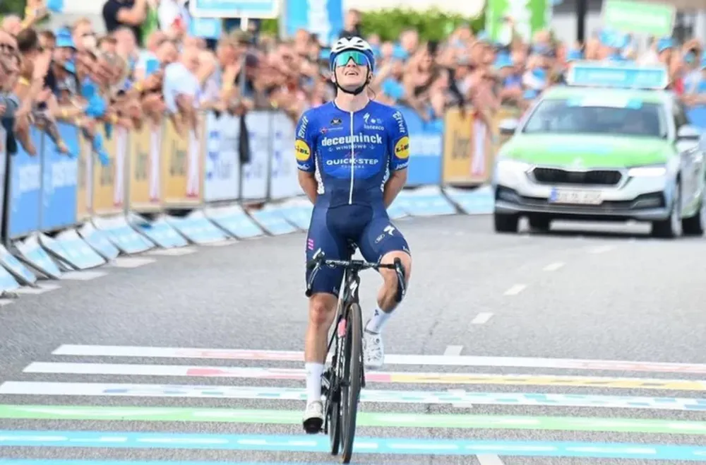 Evenepoel volvió a las andadas