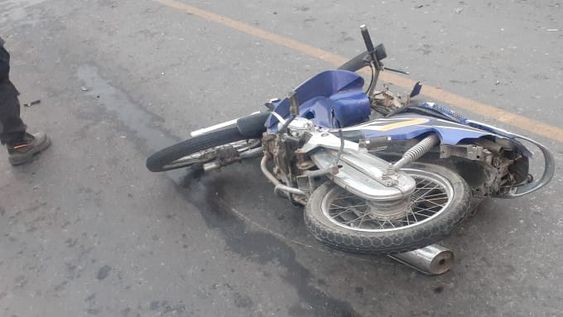 Choque y muerte de una trabajadora ¿quien la atropelló iba distraída con su teléfono?