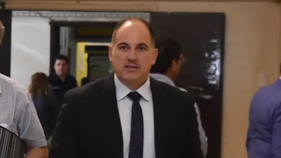 Tiene 73 años y está preso, acusado de violar a su tía de 97 años con alzhéimer