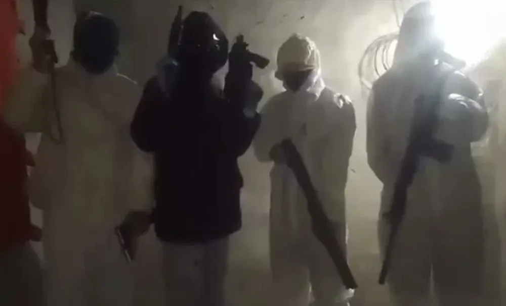 LA AMENAZA. Tras la difusión del video, el Gobierno apura la ley antimafias.