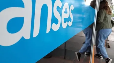 ANSES continúa con el calendario de pagos con aumento y bono para beneficiarios.