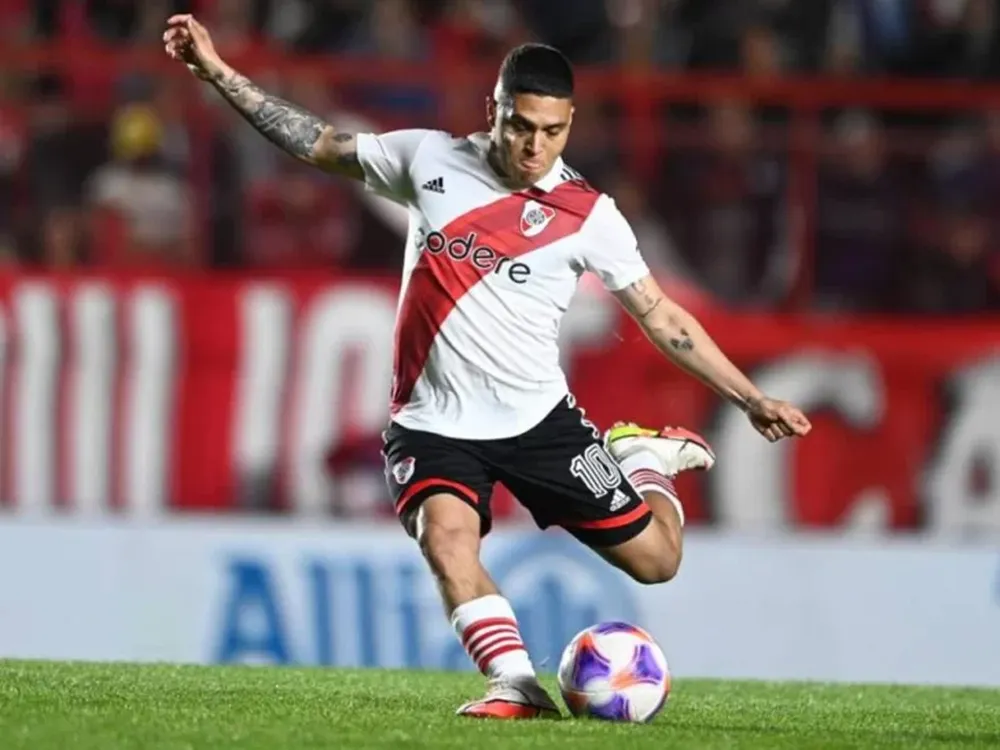 Bomba en el mercado de pases: Juanfer Quintero acordó su incorporación a Racing