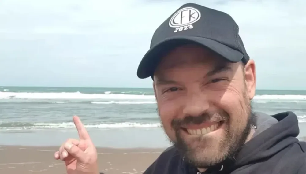 El periodista Ezequiel Guazzora lleva 19 días prófugo: está acusado de corromper a una menor