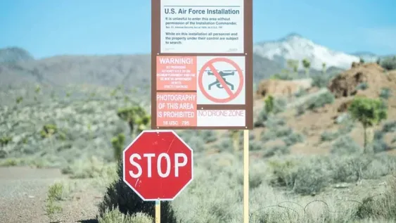 Incertidumbre y misterio en el Área 51 por la “desaparición” de un hangar