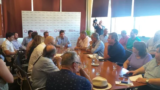 Por la posibilidad de importar vinos en el INV dijeron que están en contra