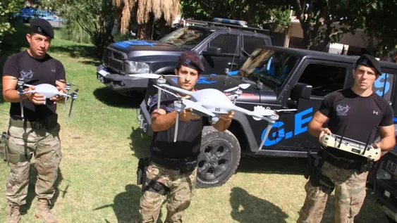 Gobierno ya tiene sus vigías aéreos para seguridad y ayuda en rescates