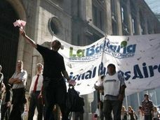 Los bancarios van a paro. Los bancarios van a paro.