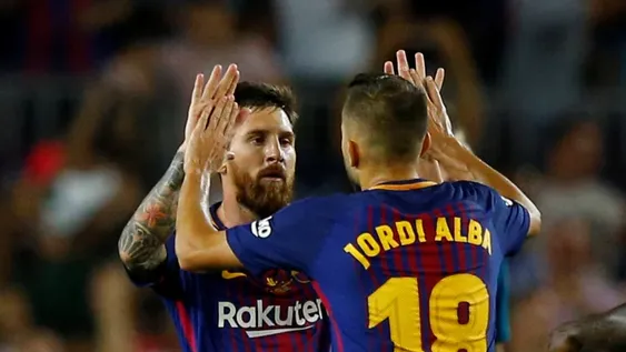 Victorias de Barcelona y Real Madrid en el estreno