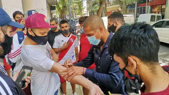 River: Maidana se hizo la revisión médica y solo falta la firma