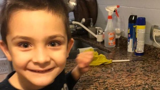 La película argentina retro que eligió un nene como temática de su cumpleaños