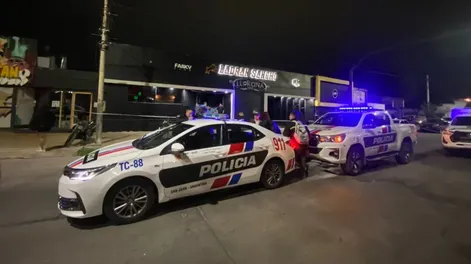 Salió de su trabajo para cenar, se desplomó y murió: era cajera de un boliche y tenía 20 años