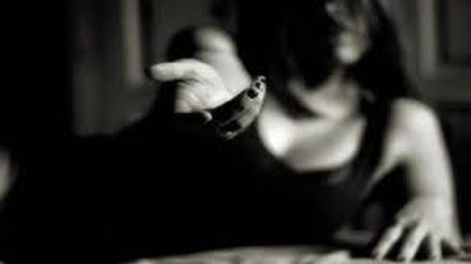 Denuncian que una viuda negra drogó a un jubilado para sustraerle joyas y unos $5 millones