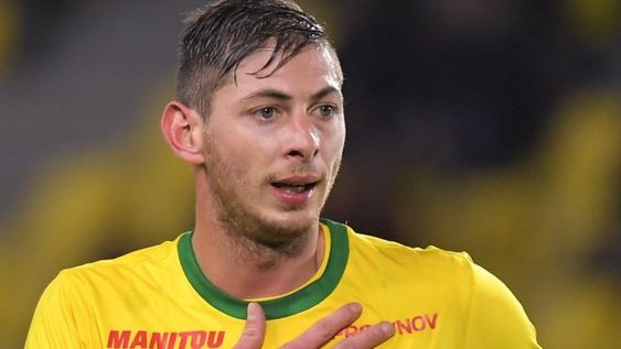 Emiliano Sala le envió un mensaje de inseguridad a un amigo en pleno vuelo