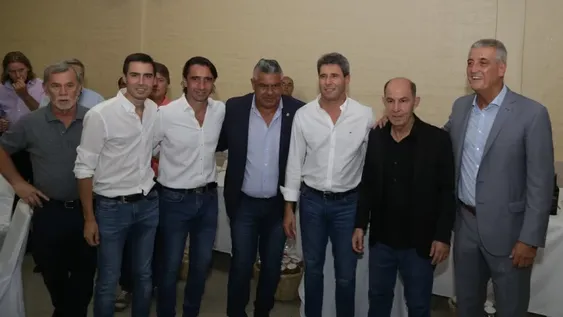Bochini y Tapia dijeron presentes en el cumpleaños 98 de la Liga Sanjuanina de Fútbol