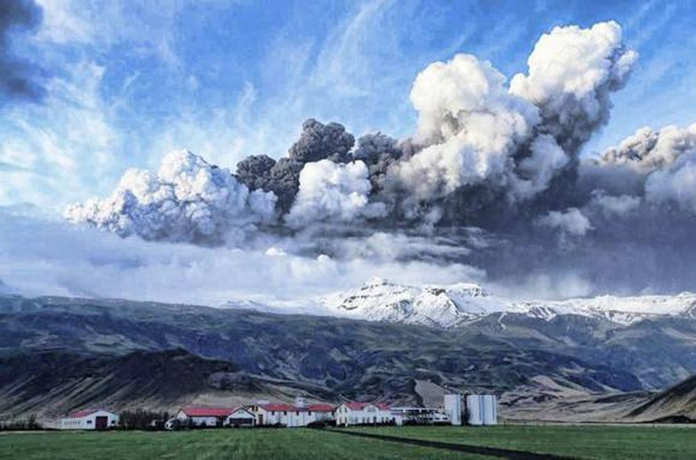 Europa suspende vuelos por el volcán de Islandia