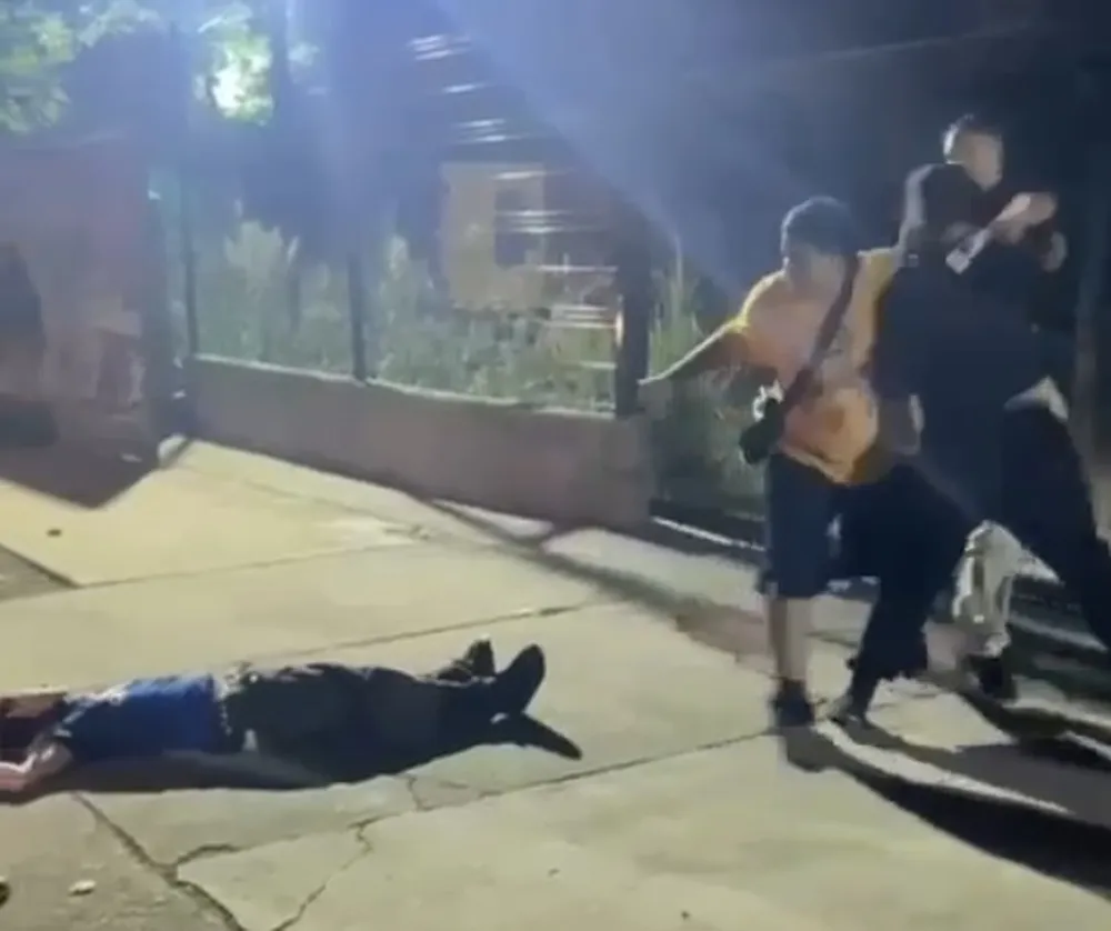 Brutal golpiza a la salida de un boliche: lo noquearon, está internado y lo tienen que operar