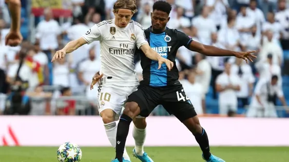 Real Madrid consiguió un empate agónico de local