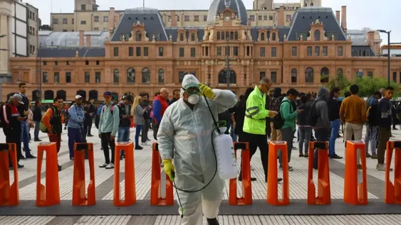 Guzmán traza un duro pronóstico de la deuda