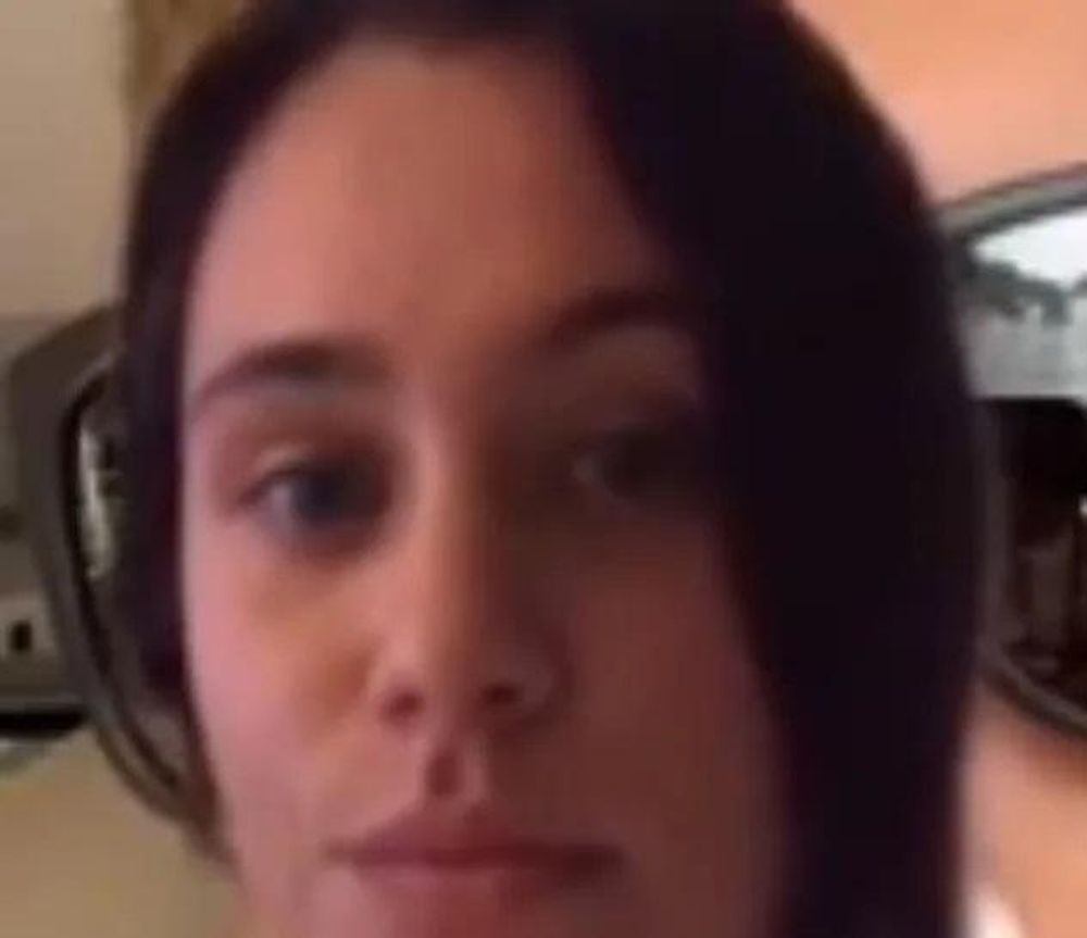 Descubrió que su novio era infiel por el insólito detalle en una selfie