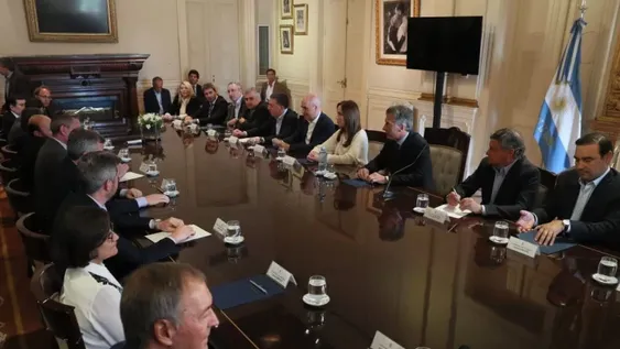 Uñac: “Trataremos de readecuar el gasto corriente para no tocar la obra pública”