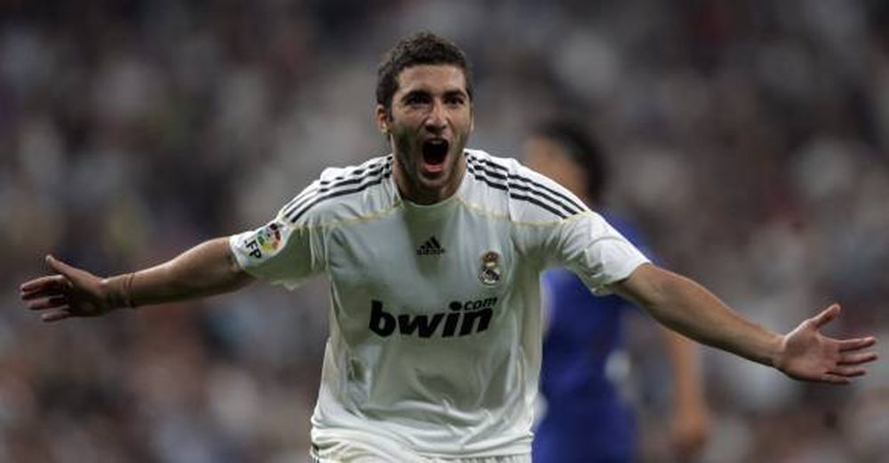 Con dos goles de Higuaín, el Real Madrid le ganó al Getafe