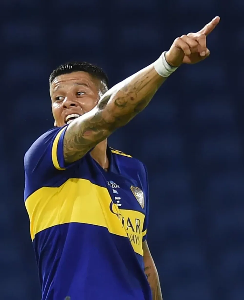 Rojo irá de arranque