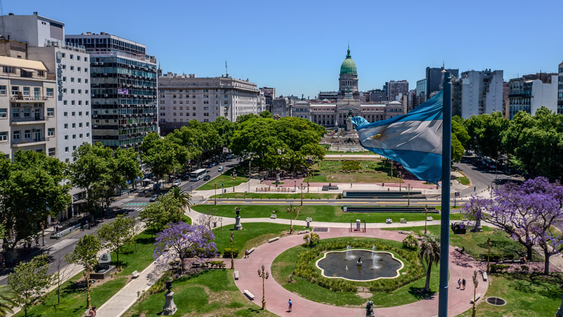 buenos aires se propone mantener el control sobre los casinos flotantes de puerto madero pese al lobby federal