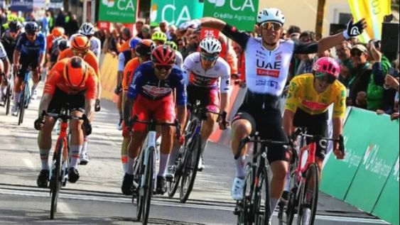 CERCA. Nico Tivani volvió a pisar el podio en la Vuelta al Alentejo en Portugal