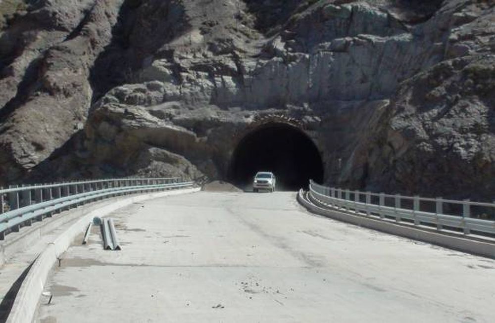 Ruta 150: parada por una   deuda de $100 millones