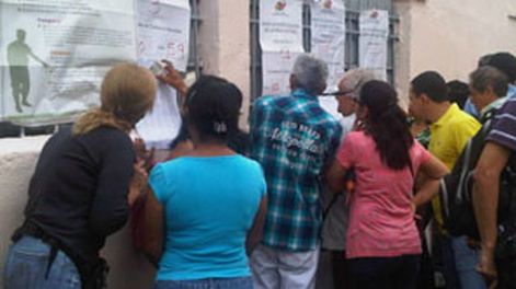Con largas filas, comenzaron las elecciones en Venezuela