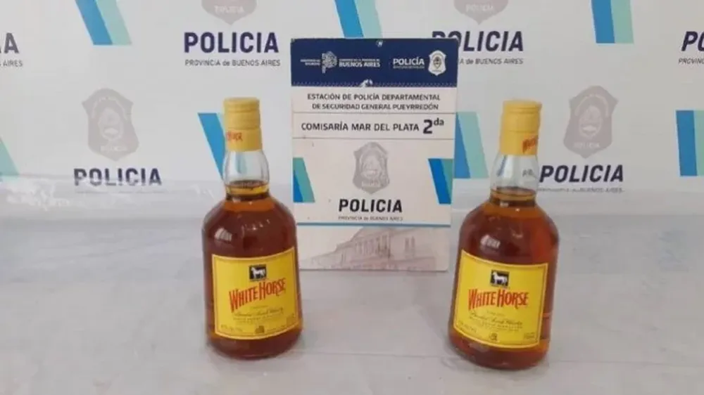 A la mañana robó un vino y un vodka; a las pocas horas volvió para llevarse un whisky