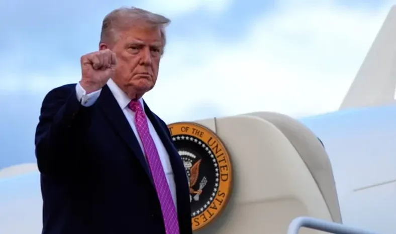 Trump anunció que tropas de EE.UU. atacaron una segunda lancha del narcotráfico frente a Venezuela