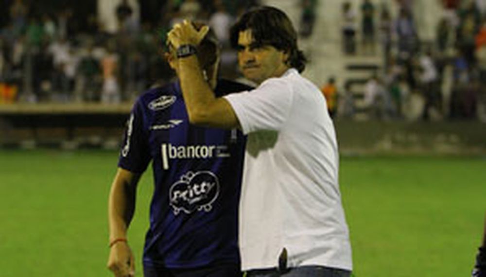 La ley del ex le jugó en contra a Forestello y lo echaron de Talleres
