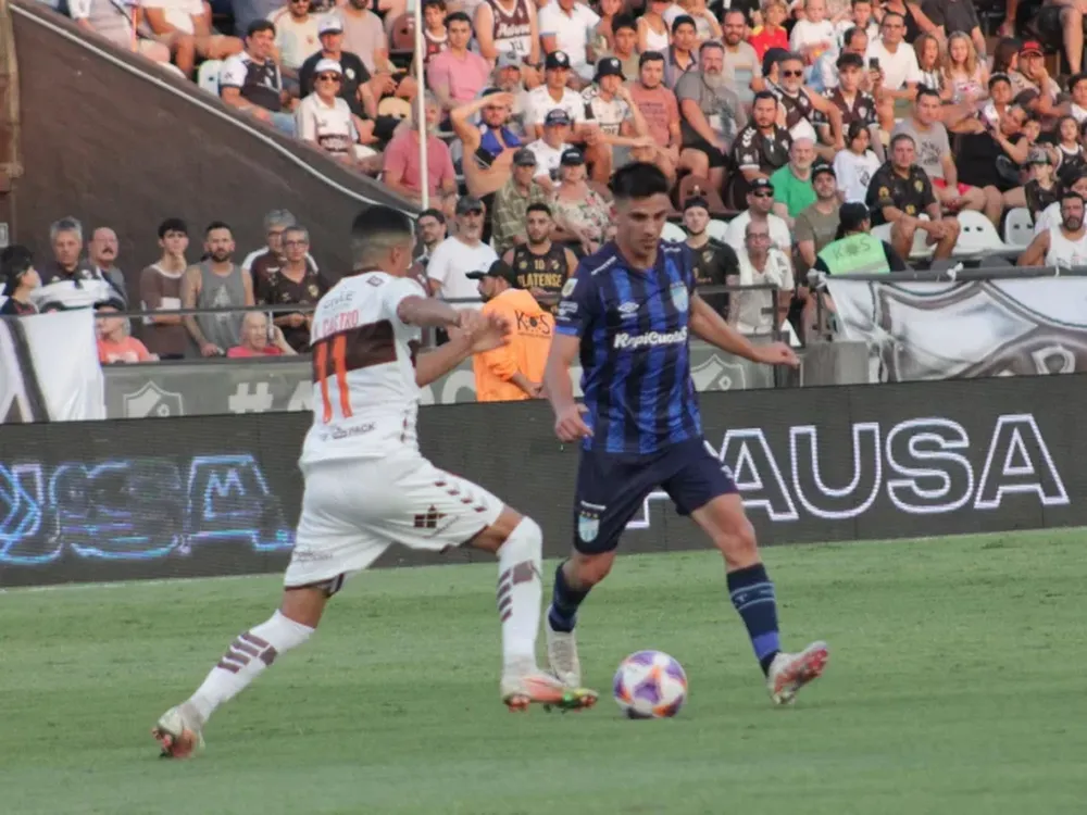Atlético Tucumán cortó la mala racha y sacó un empate en su visita a Platense