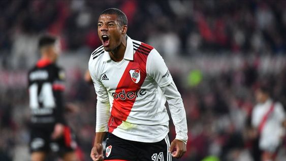 River superó a Colón y acaricia el título