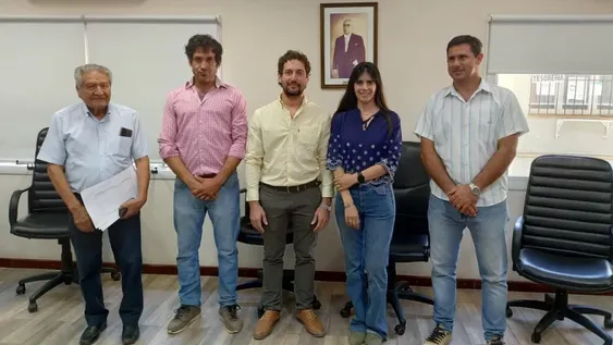 COGOBIERNO. En Consejo de Hidráulica, que hoy define los canon y tasas de agua, está integrado por dos consejeros del Estado, el director y tres consejeros que son productores que votan los presidentes de Juntas de Riego.