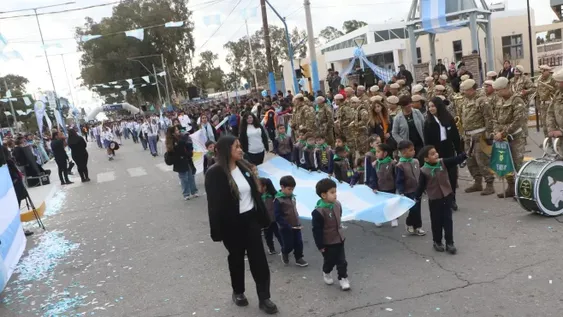 Los niños fueron protagonistas del desfile del Día de la Independencia