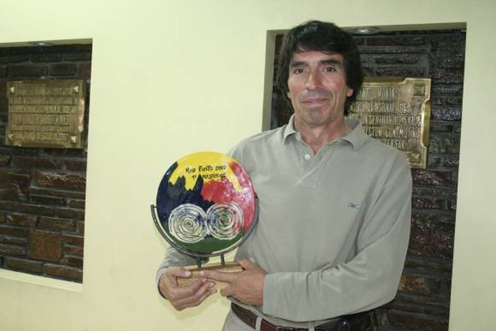 Ernesto Suárez logró hacer la cumbre