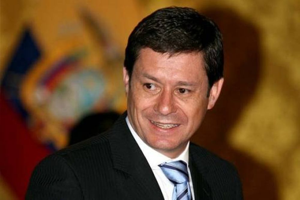 Ministro de Electricidad y Energías de Ecuador visita la provincia