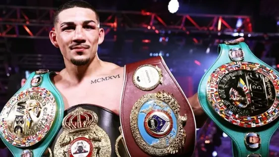 López, nuevo rey en ligero: le ganó a Lomachenko con un fallo escandaloso