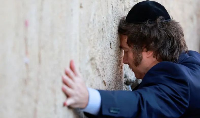Javier Milei ratificó su apoyo a la guerra de Estados Unidos e Israel contra Irán.&nbsp;