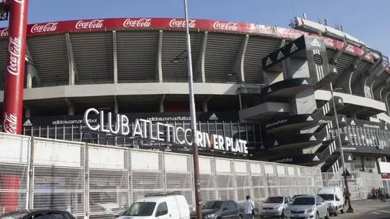 River no jugó y quedó expuesto al castigo