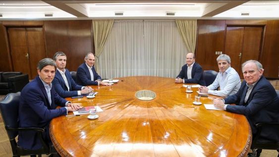 el pedido de caputo a las mineras: mas proveedores locales y mejor difusion de las inversiones