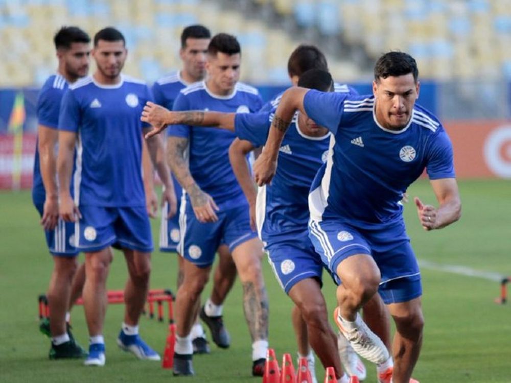 Berizzo analiza 5 variantes en la selección paraguaya