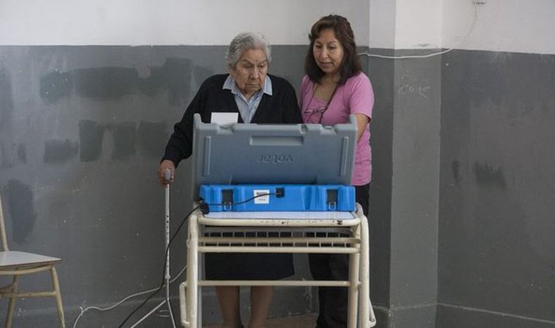 Elecciones 2023: Salta, La Pampa y Tierra del Fuego votan con normalidad las nuevas autoridades
