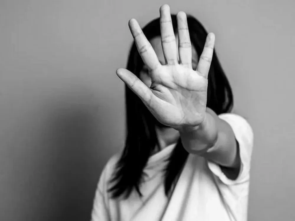 Una mujer terminó internada luego de ser golpeada por su novio en Rawson