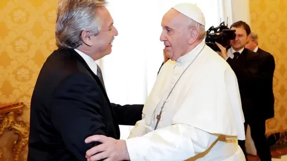 El pedido del Papa a Fernández: “Sean mensajeros de la paz”