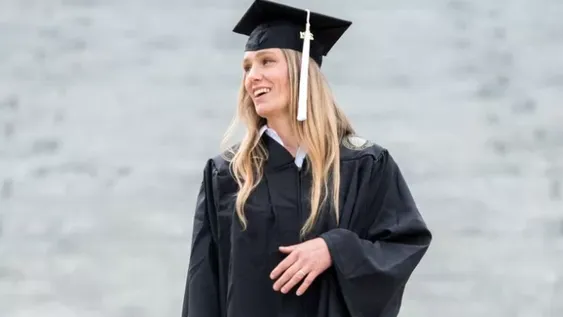 El impactante antes y después de una mujer que superó las adicciones