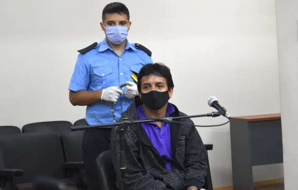 Condenan a 11 años a un chofer de ambulancias por violar varias veces a una nena